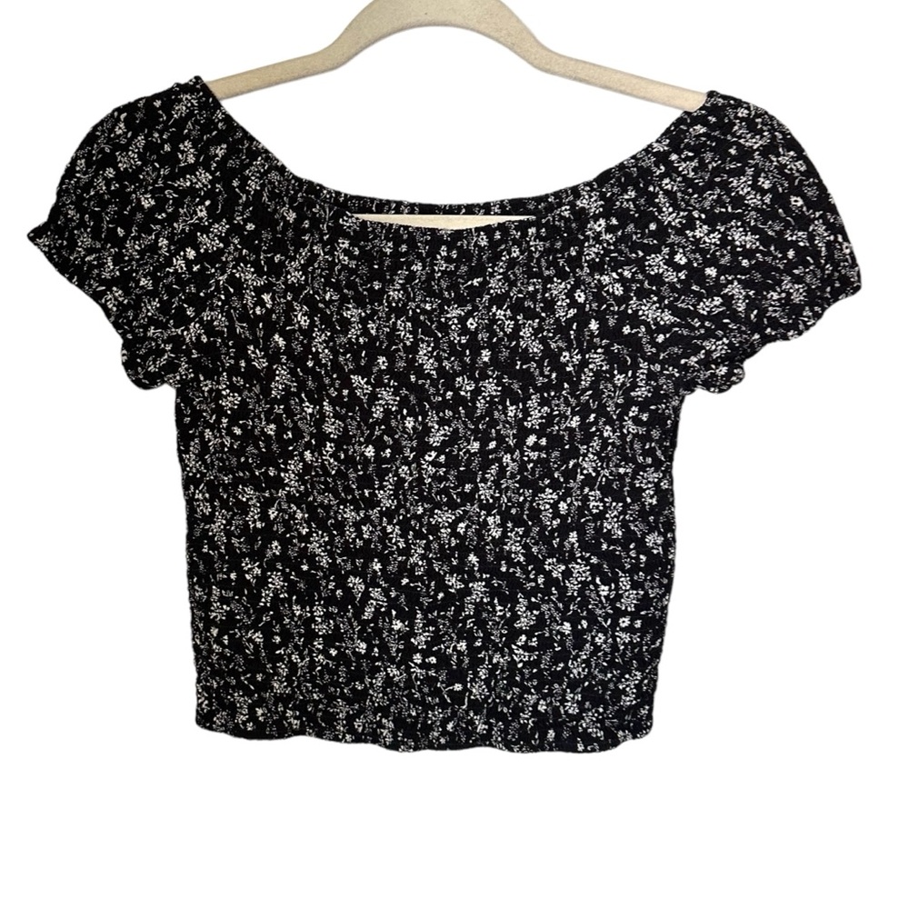 Japna Women's Sz M Off The Shoulder Black Floral Smocked Cropped Top Stretchy